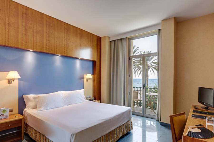 BYNCK Doble room Kalma Sitges 4*