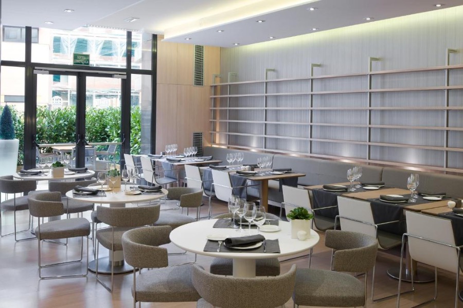 BYNCK Restaurant Double Tree 4*